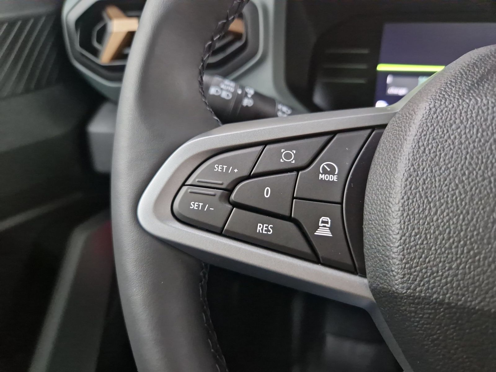 DACIA Duster Extreme Hybrid 155 Technik City – Bild 27