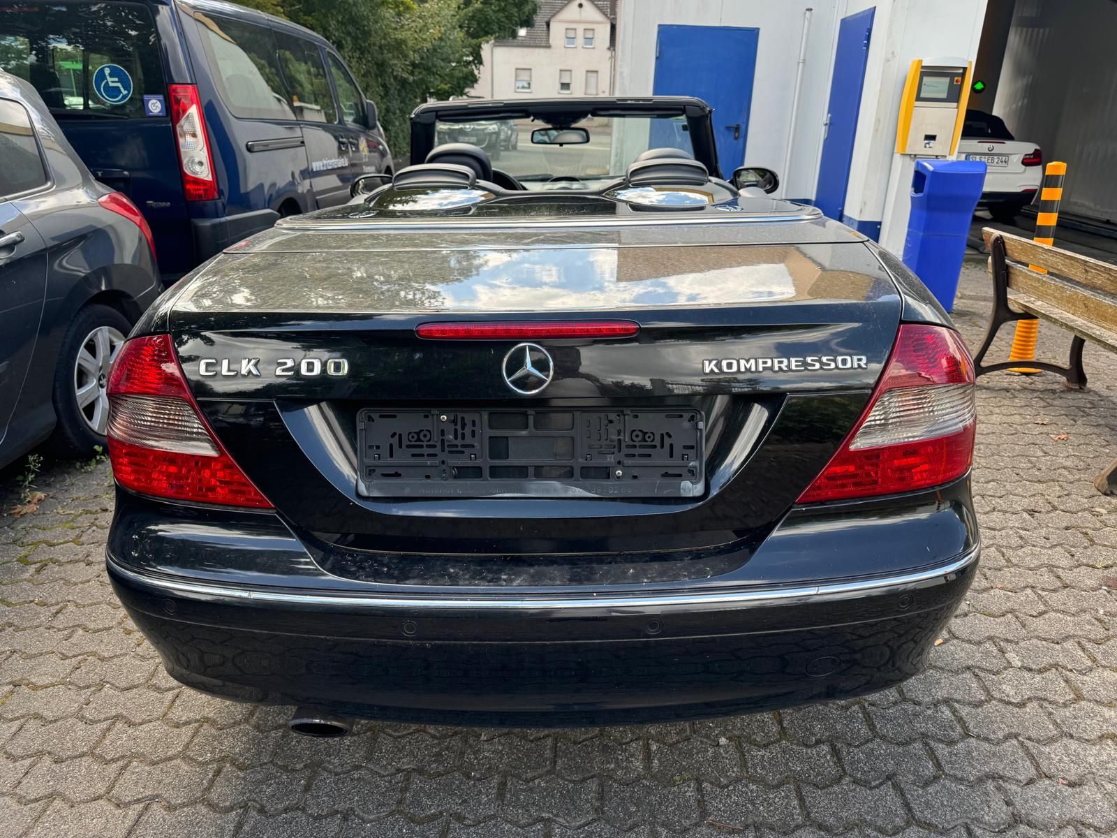 Fahrzeugabbildung Mercedes-Benz CLK 200 Cabrio Kompressor KE18ML Leder+AppelCarp