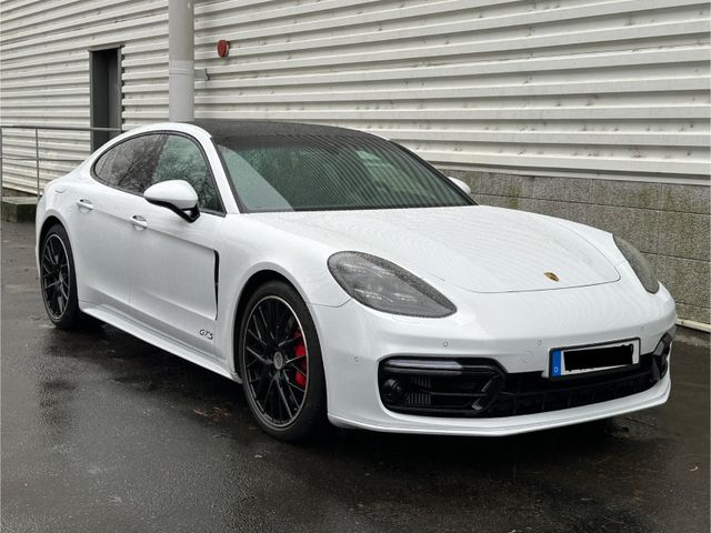 Porsche Panamera GTS Matrix HeadUp Bose 21 SoftClose