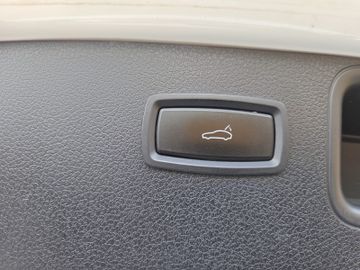 Porsche Macan - 9