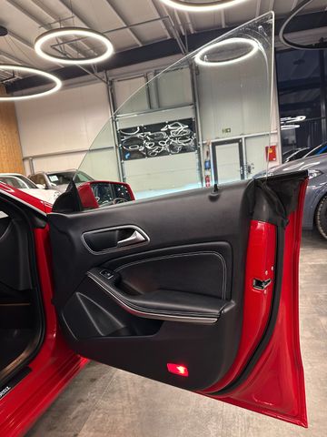 Mercedes-Benz CLA Shooting Brake CLA 180 *AMG*Navi*AHK*