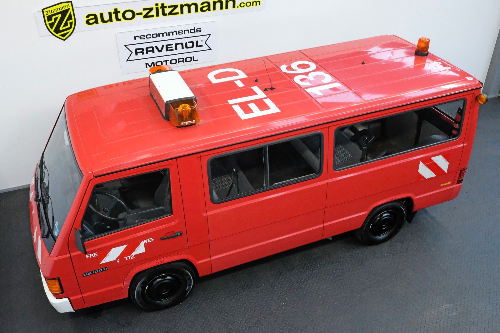 Fahrzeugabbildung Mercedes-Benz MB 100 D 8-Sitzer verglast STANDHEIZUNG