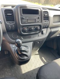 Renault Trafic - 10