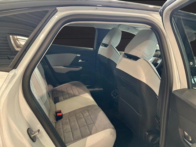 Citroën C4 MAX 145 BAR +360°RFK+Schiebedach+GJR+FSH+HUD+