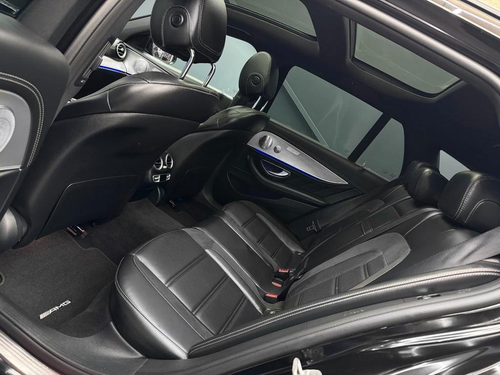 Mercedes-Benz E 43 AMG