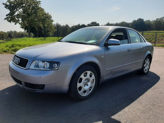 Audi A4 2.5 TDI Tiptronic Quattro,Bose,Leder,Standh.