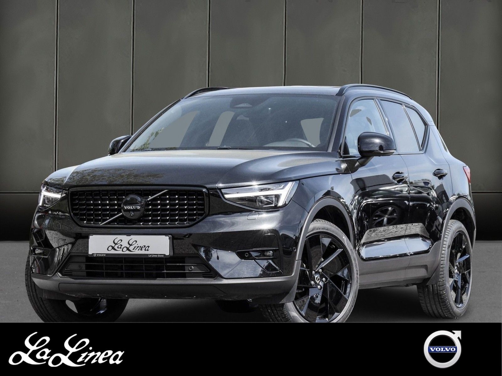 Volvo XC40 B4 Plus Black Edition Aut. Navi*PDC*LED