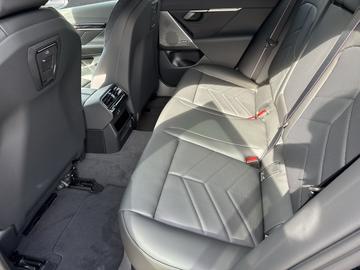 صورة مصغرة 13 لـ 2026 BMW I5