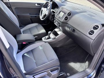 Volkswagen Golf Plus - 9