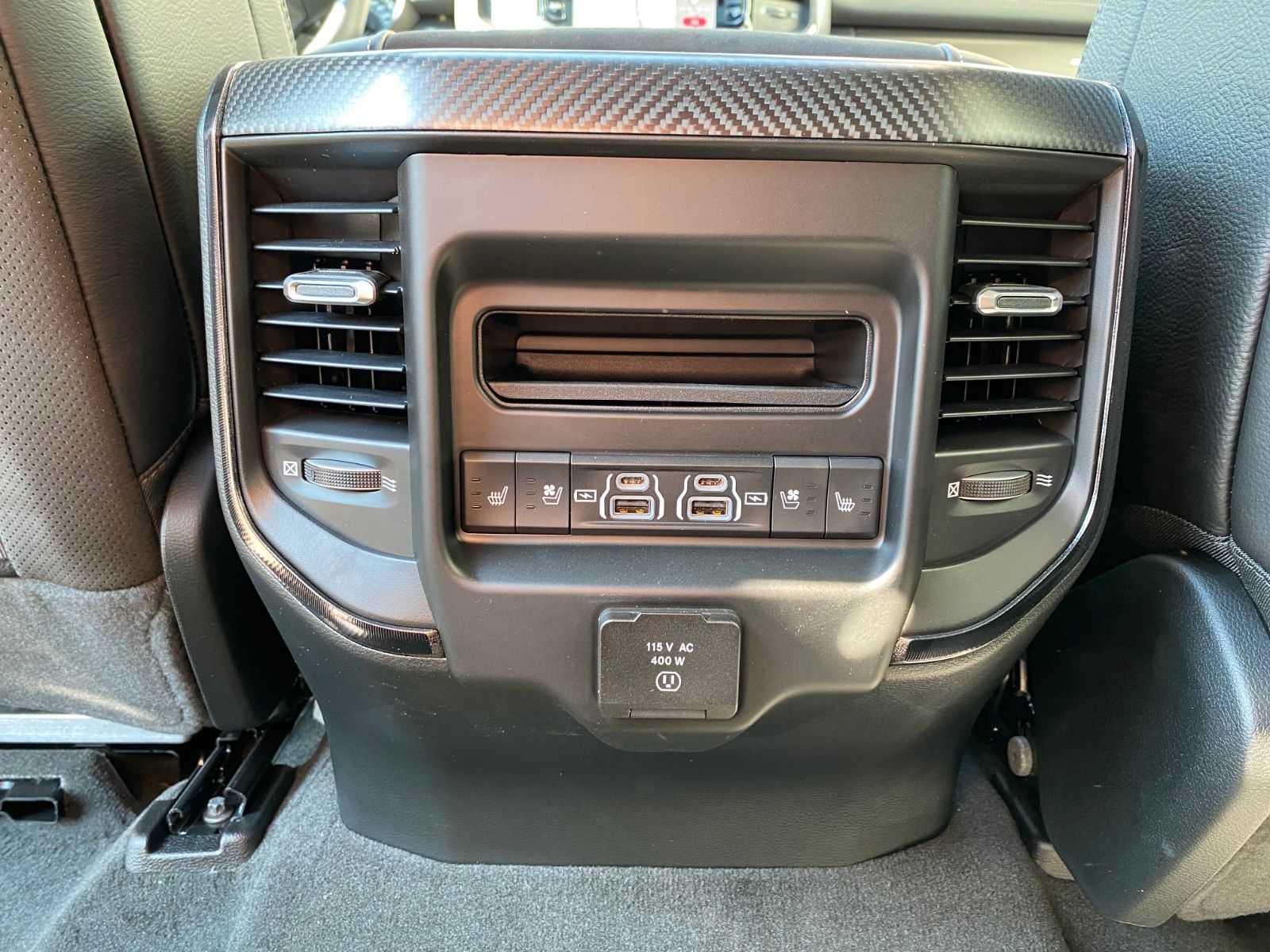 Fahrzeugabbildung Dodge RAM 1500 TRX 6.2 V8 *KOMPR."V-Max"24 Zoll*Bügel