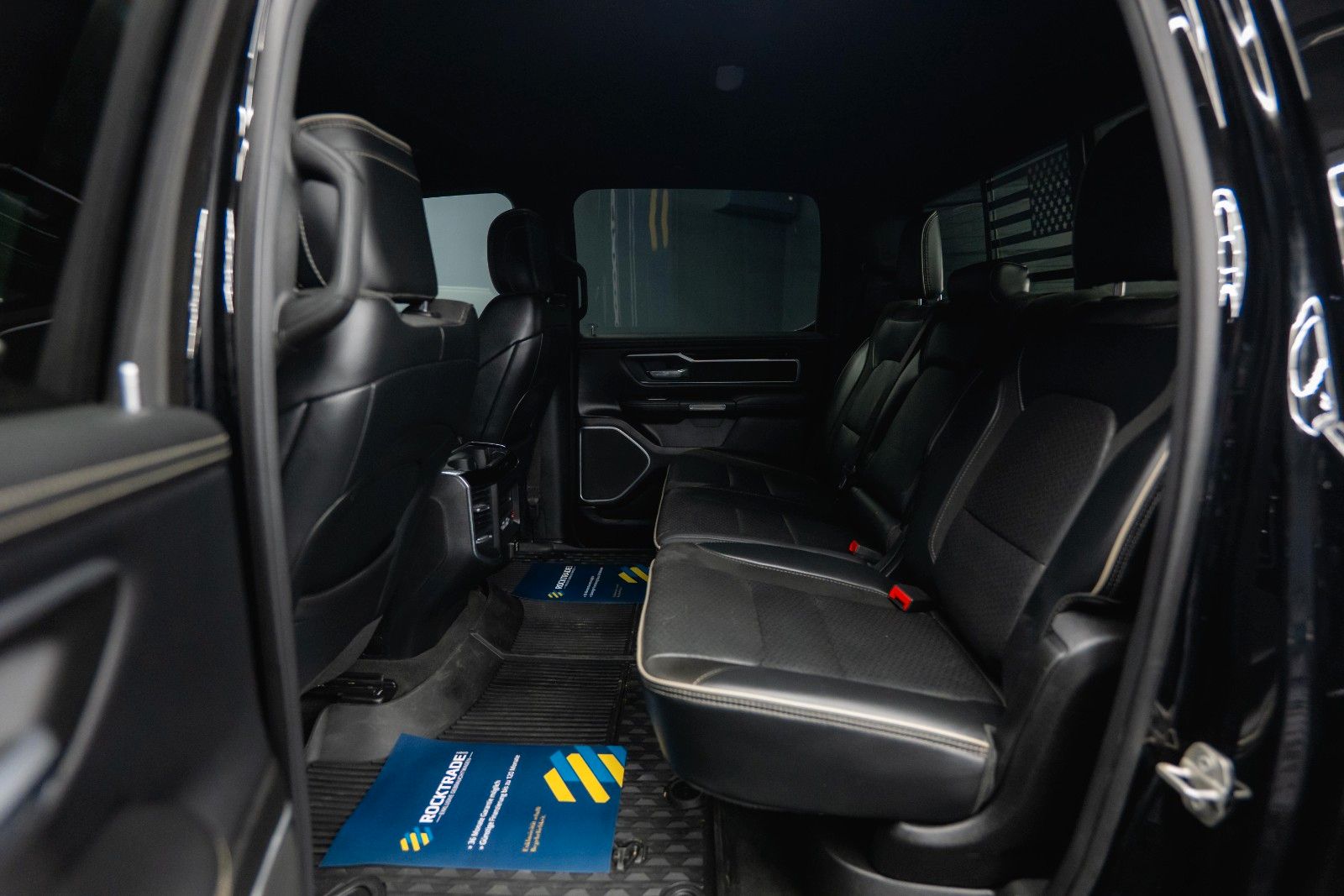 Fahrzeugabbildung Dodge RAM 5.7 V8 HEMI 4x4 LARAMIE RamBox Airmatic 19%