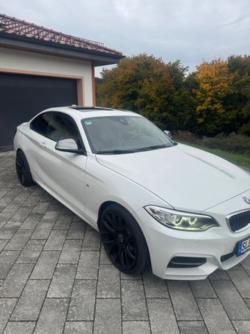 BMW M235i xDrive Steptronic Coupé -