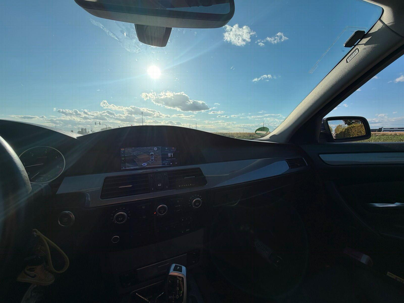 BMW 525 2008 — photo 11