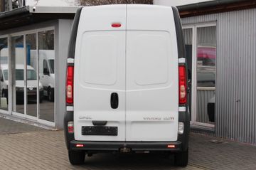 Opel Vivaro - 8