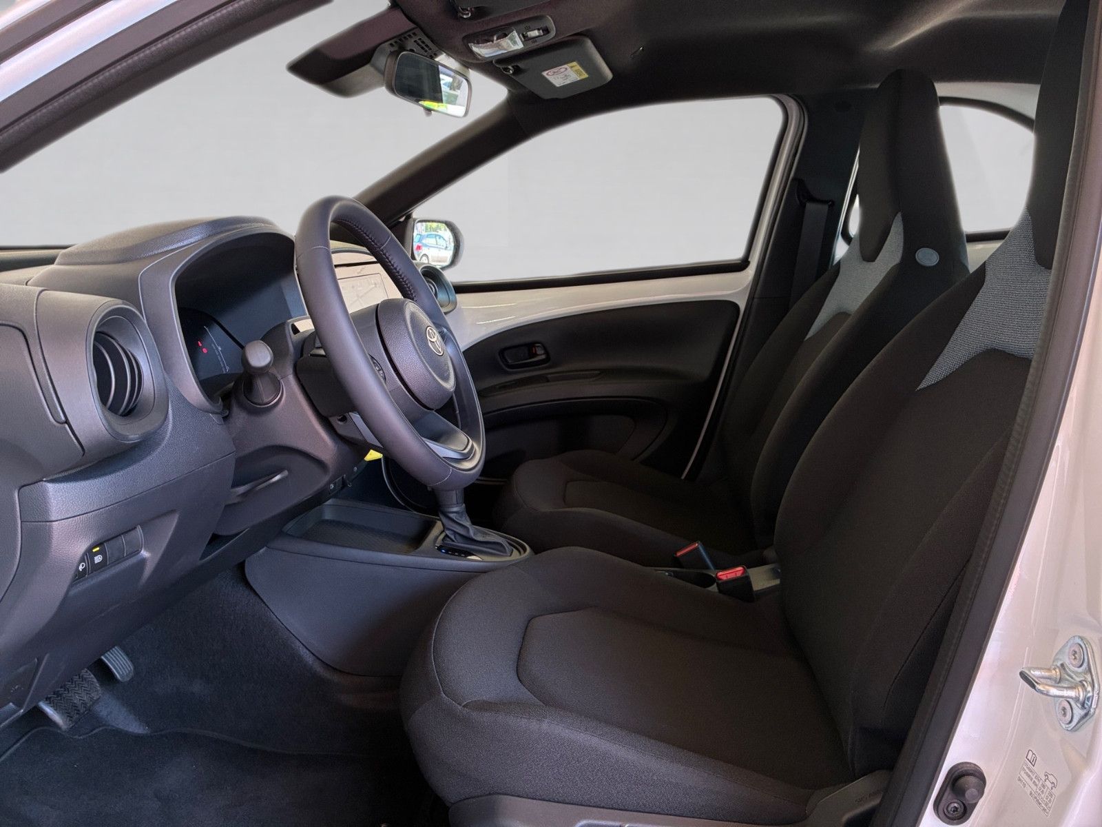 Toyota Aygo (X) - Bild 22
