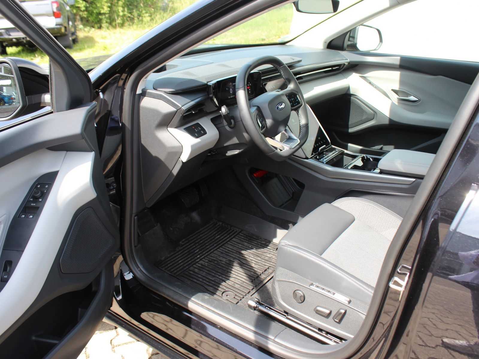 Fahrzeugabbildung Ford Explorer RWD