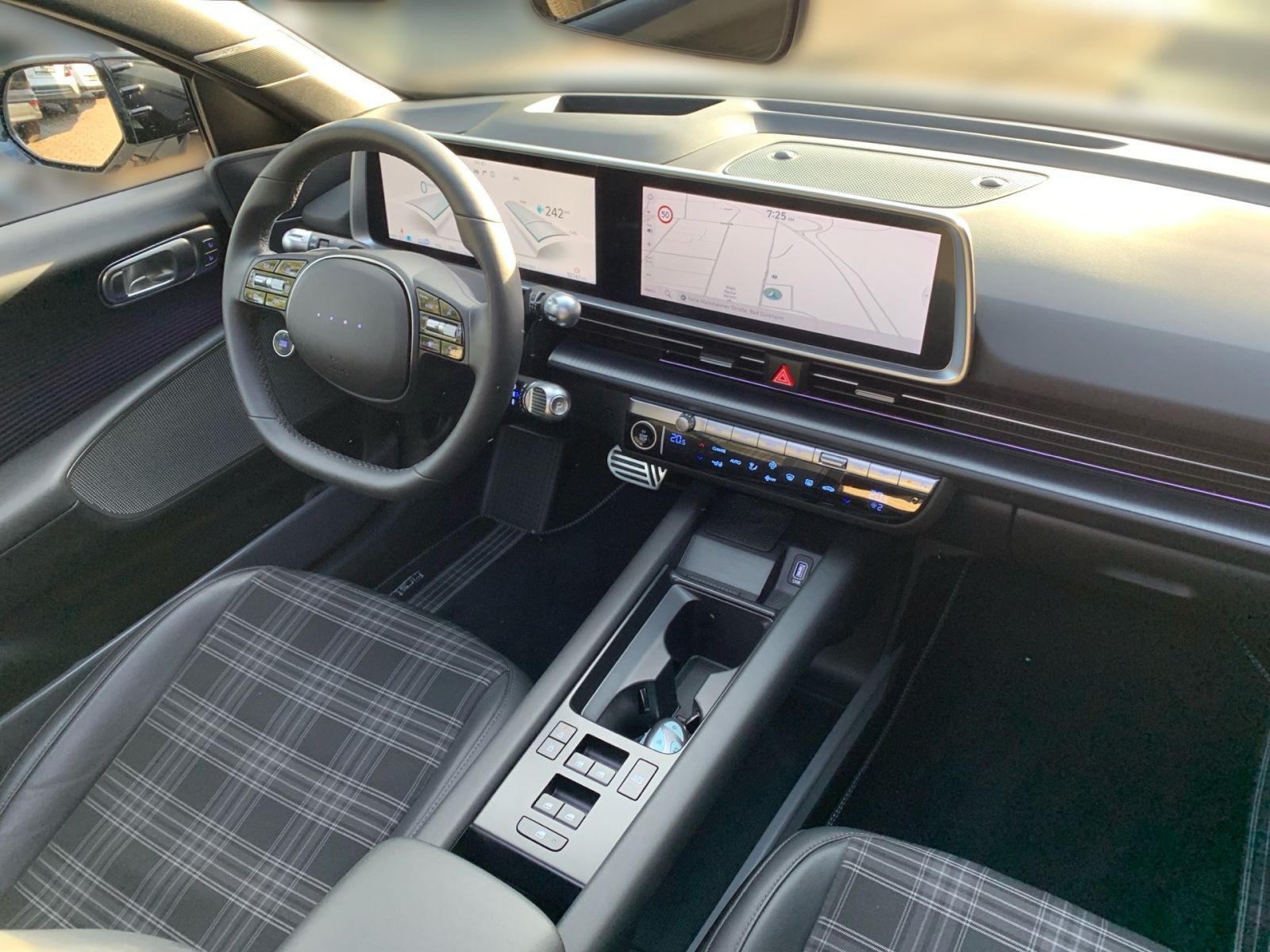 Fahrzeugabbildung Hyundai IONIQ 6 First Edition/First Ed-Paket Elektro 4WD