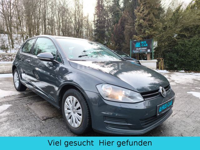 Volkswagen Golf 7 Trend. BMT -TüV Ins. Panorama Klima SHZ