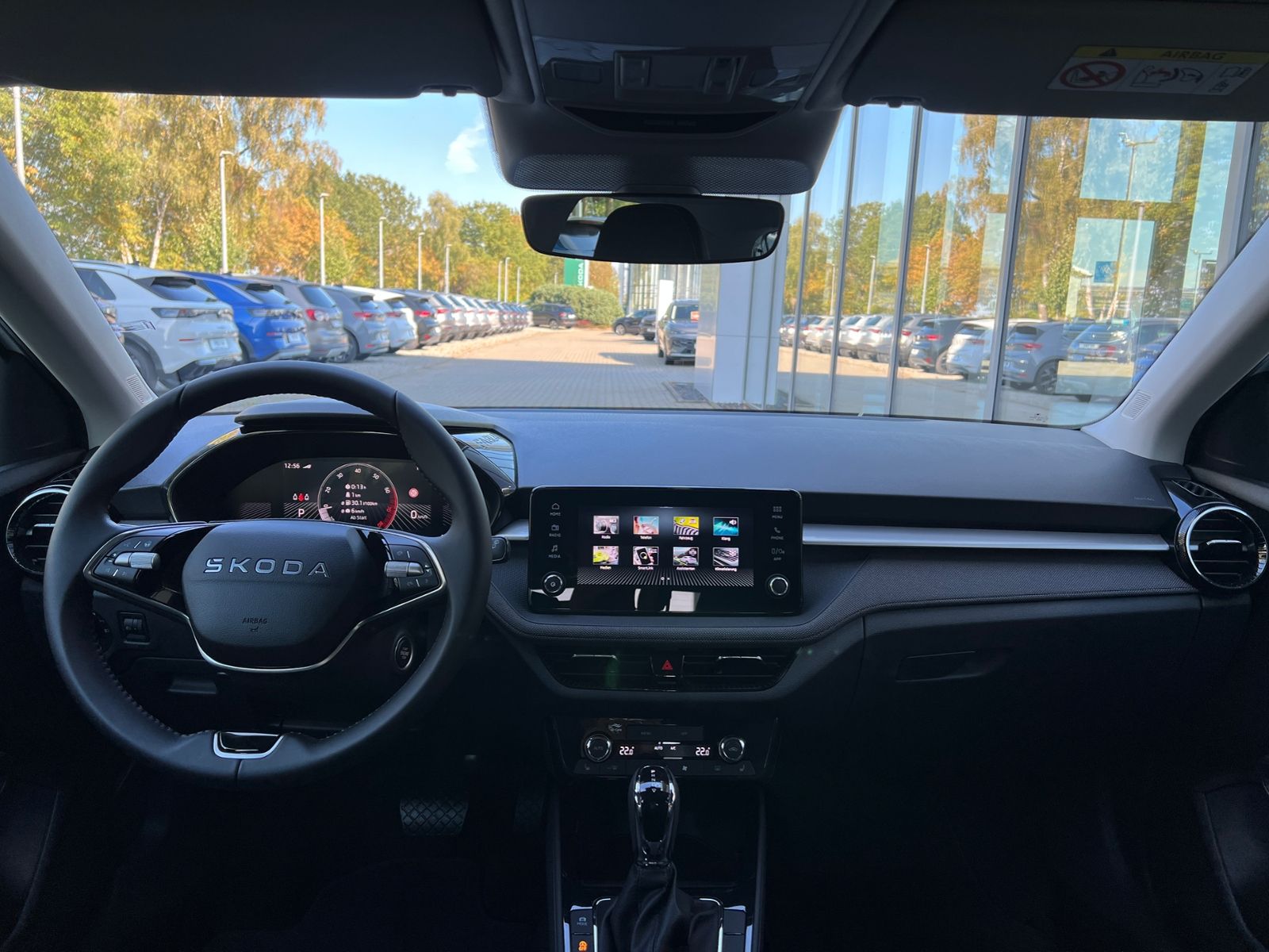 Fahrzeugabbildung SKODA Fabia Selection 1.0 TSI DSG *LED, SmartLink, Kam