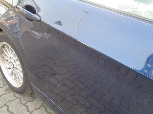 BMW 318 2011 — photo 6