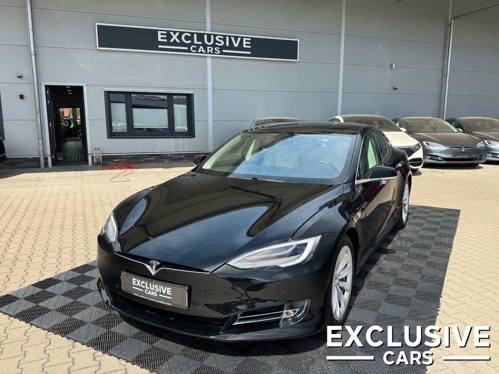 TESLA Model S