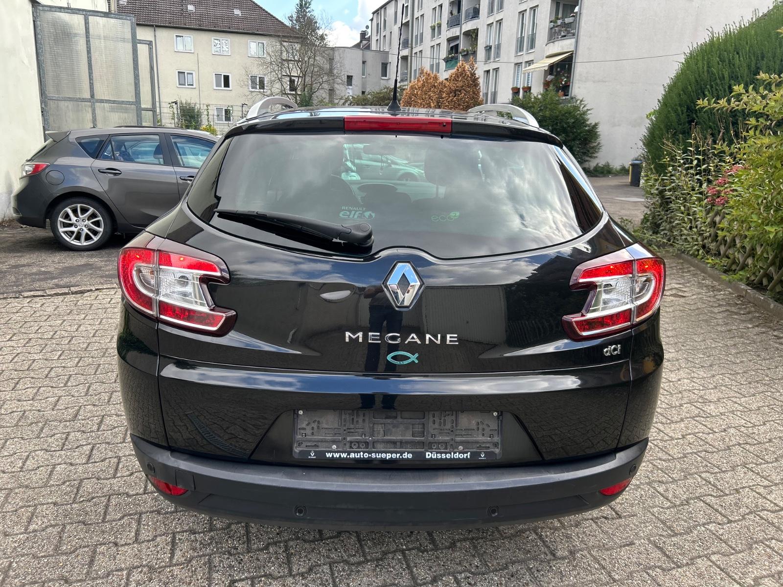 Renault Megane 2010 — photo 7