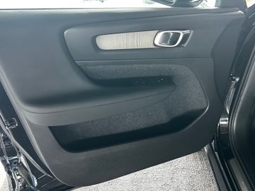 Volvo XC40 - 9