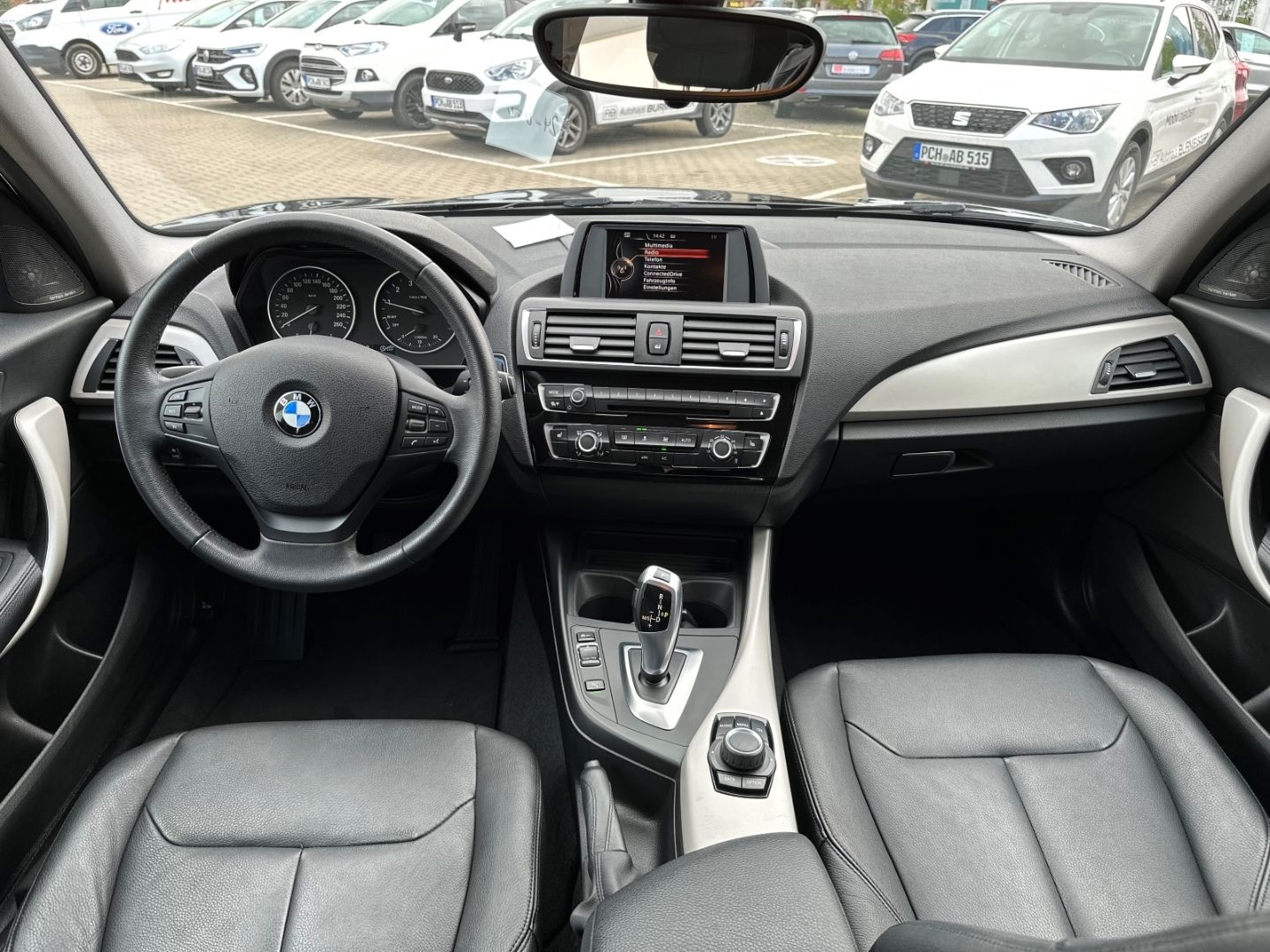 Fahrzeugabbildung BMW 118 i Advantage Harman/ Kardon Leder SHZ