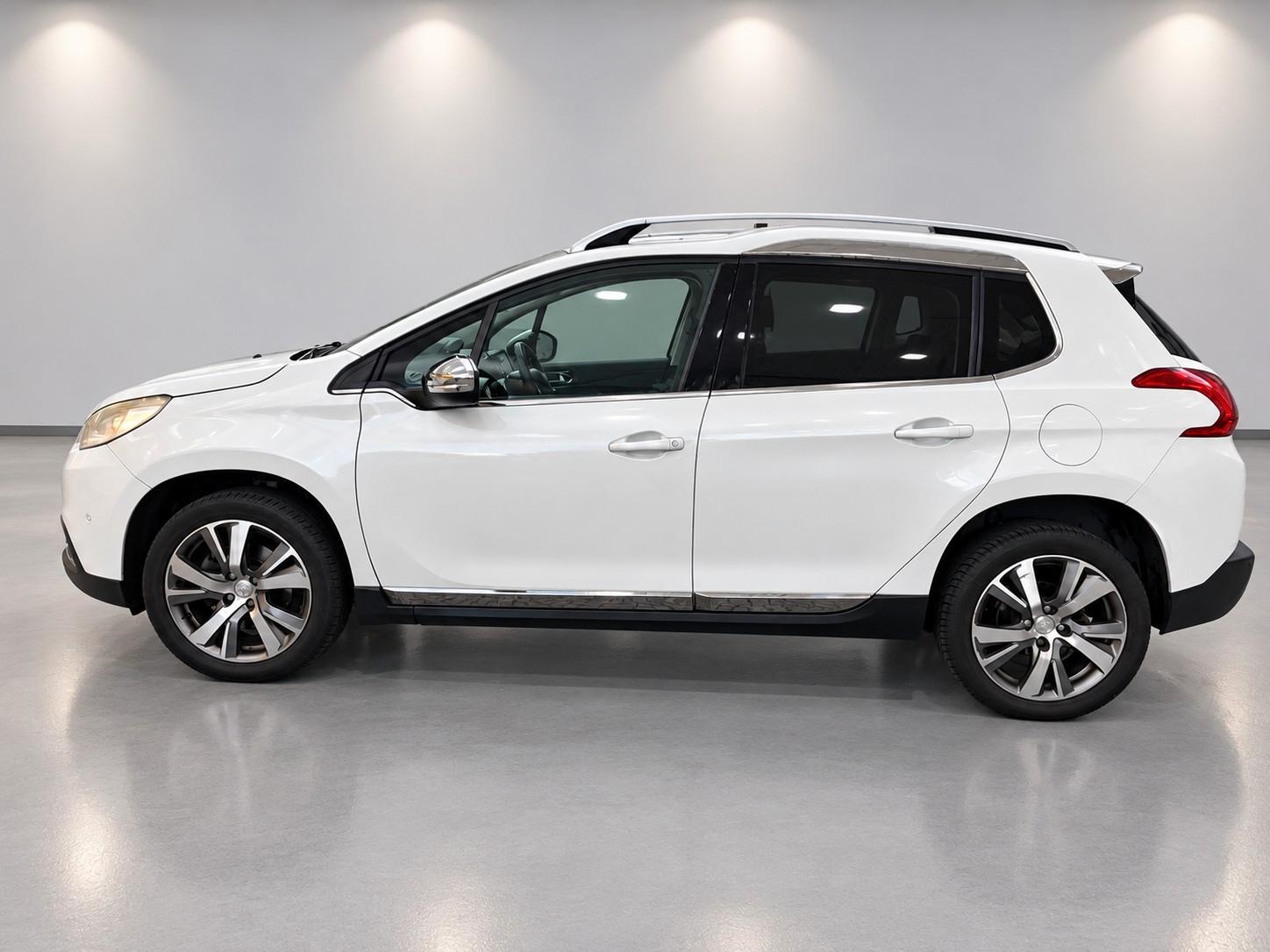 Peugeot 2008 2015 — photo 5