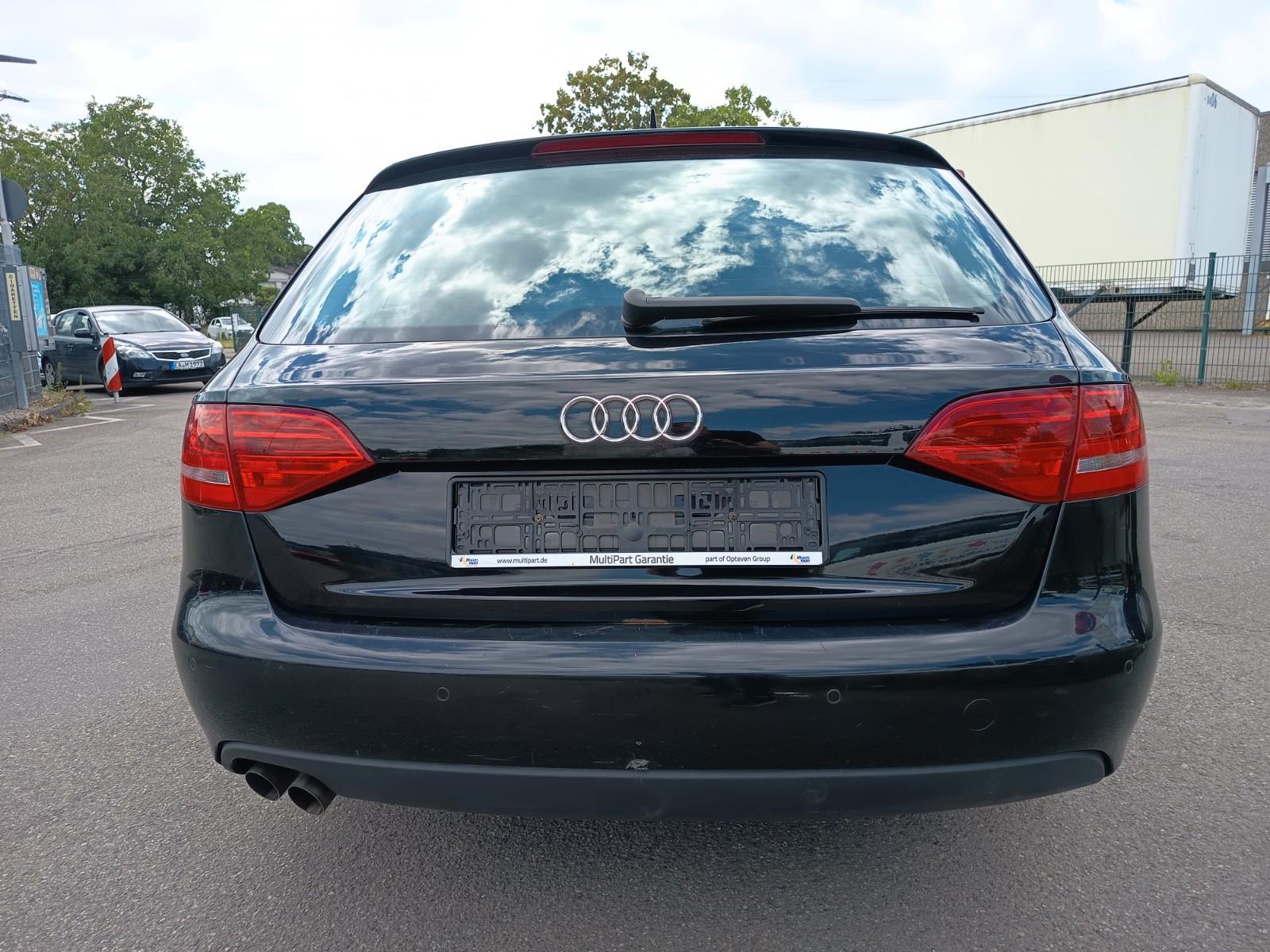 Audi A4 2011 — photo 6