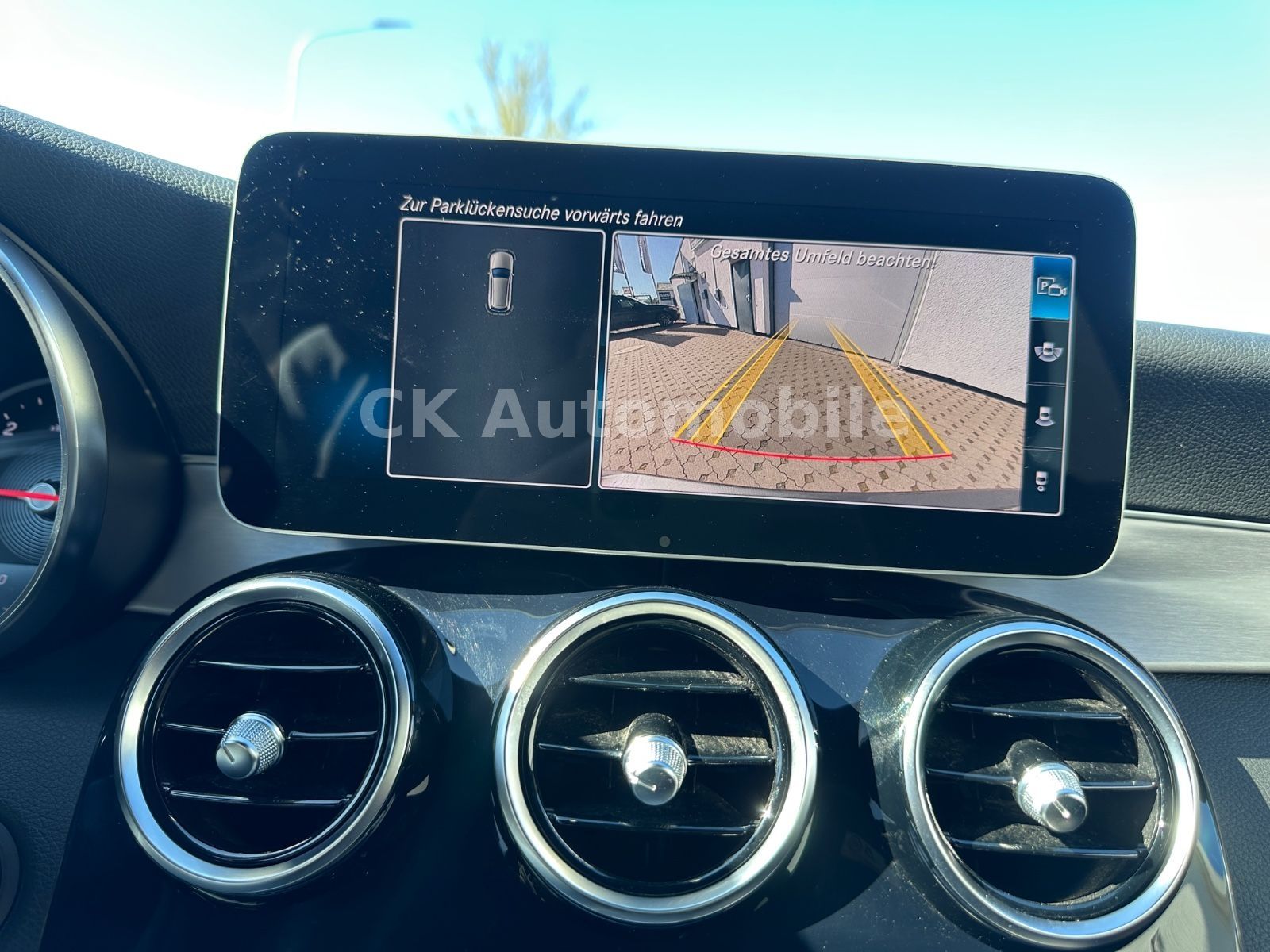 Fahrzeugabbildung Mercedes-Benz C200d T Avantgarde/Navi/LED/Kamera/AHK