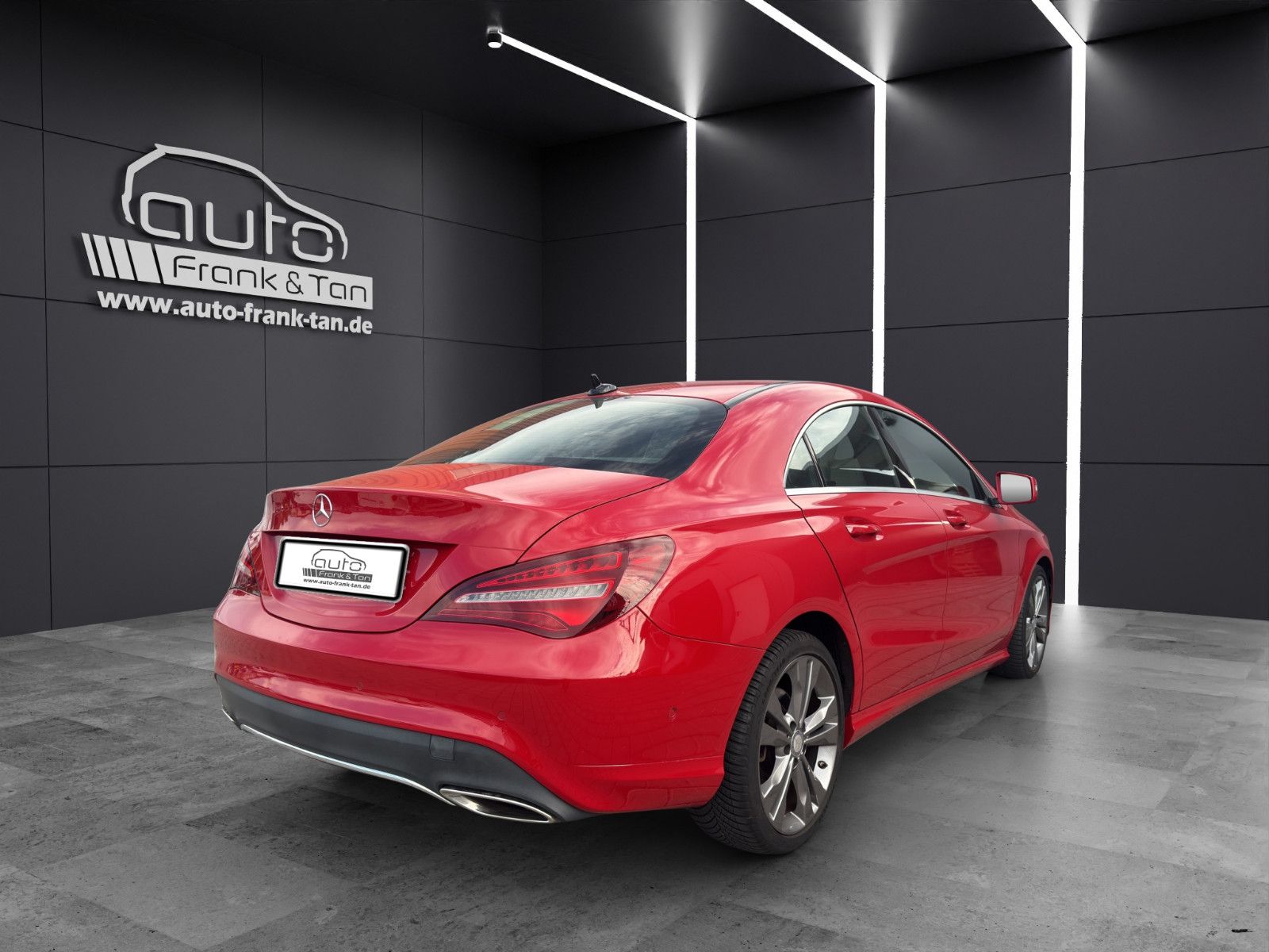 Fahrzeugabbildung Mercedes-Benz CLA 180/Urban/Sportpaket/Keyless Go/Ambiente