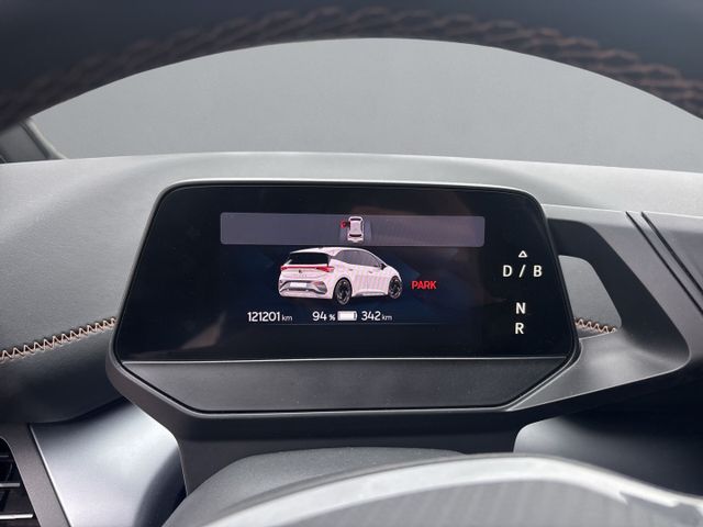 Born *170 kW+77KW+Navi+Digitales Cockpit+LED+ACC