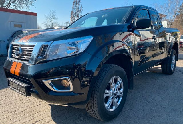 Nissan Navara NP300 Acenta King Cab 4x4