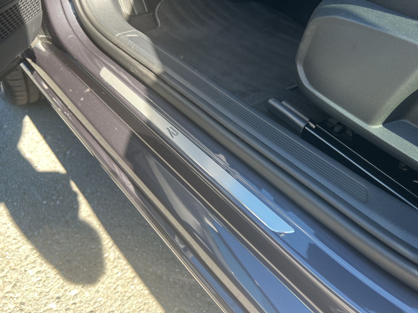 Taigo R-Line 1.5 TSI DSG AHK*Navi*Kamera*Pano
