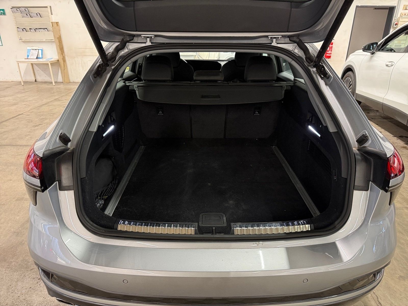 Audi A6 - Bild 8