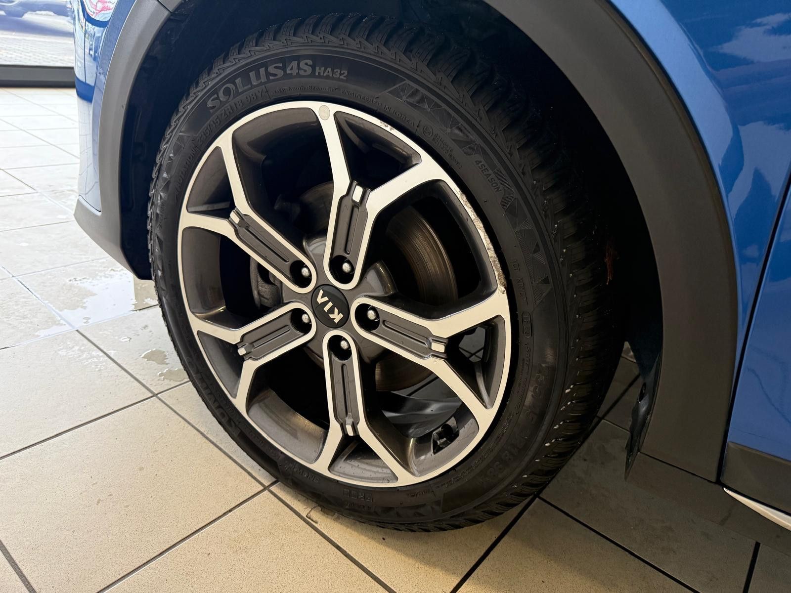 Fahrzeugabbildung Kia XCeed 1.5 TGDI Mild Hybrid Spirit / WENIG KM/LED