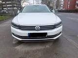 Volkswagen Passat 2.0 TDI SCR 140kW DSG Comfortl. Varia...