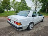Mercedes-Benz 190 - Mercedes-Benz 190 aus 1990