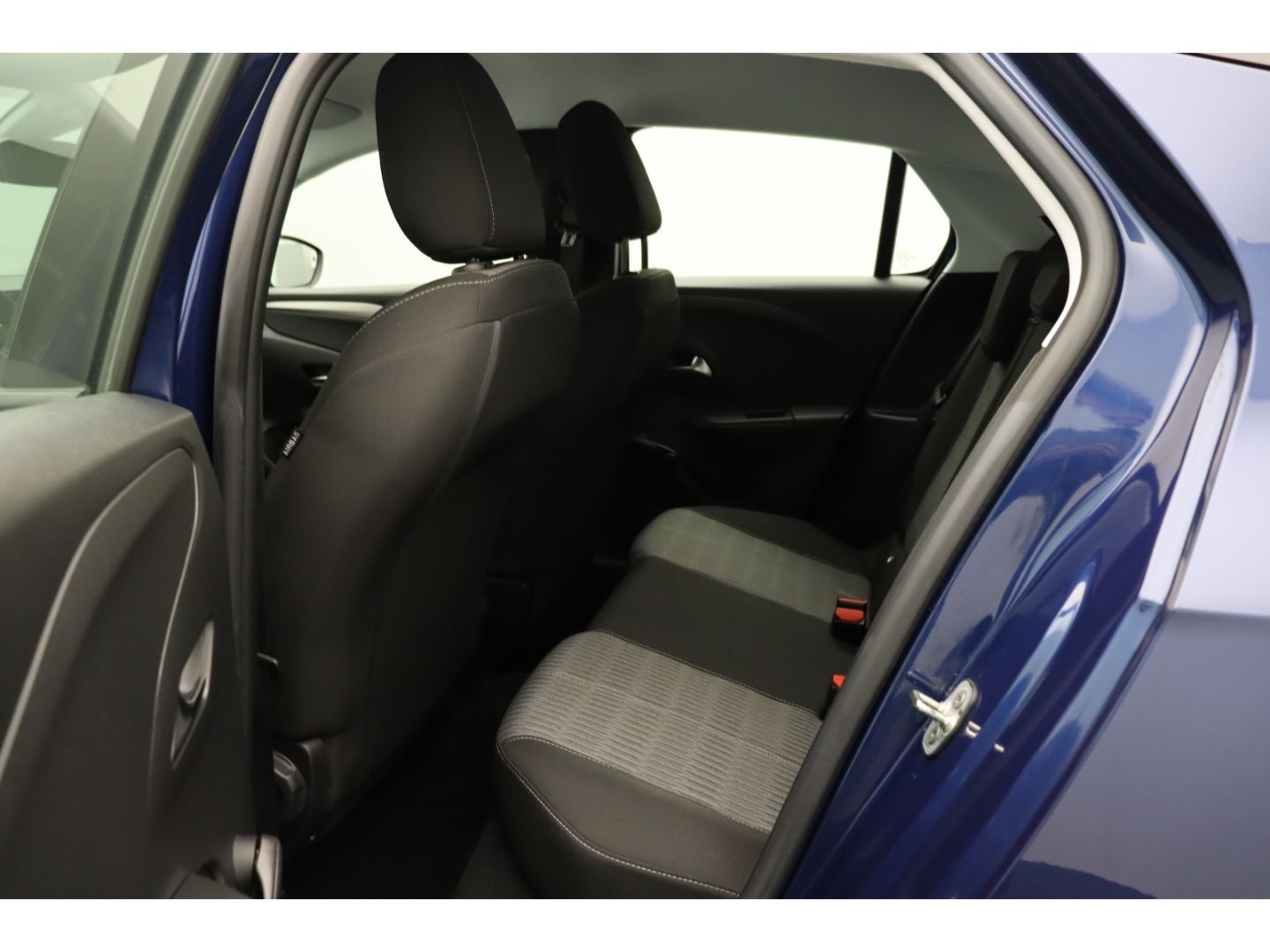 Fahrzeugabbildung Opel Corsa-e F AppleCP, Digitales Cockpit