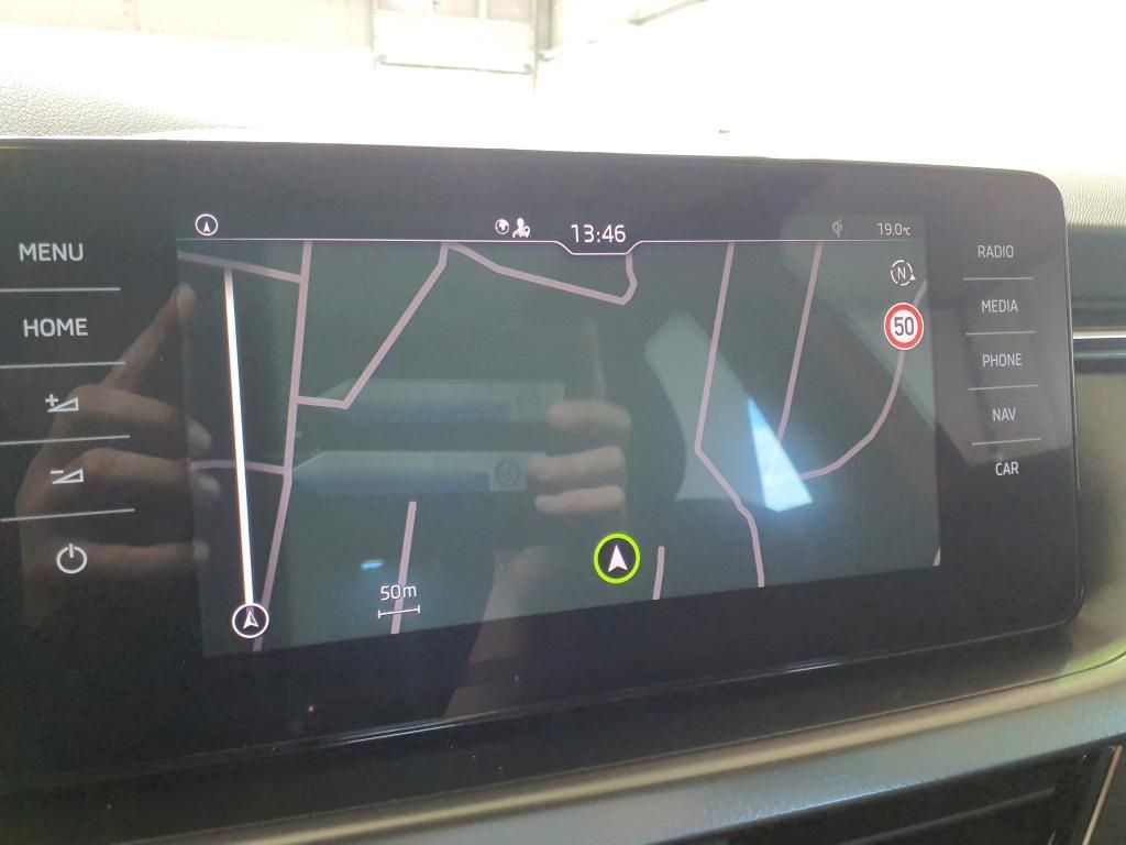 Skoda Kamiq Style 1.5 TSI AHK*Pano*Tempo*SH*Klima