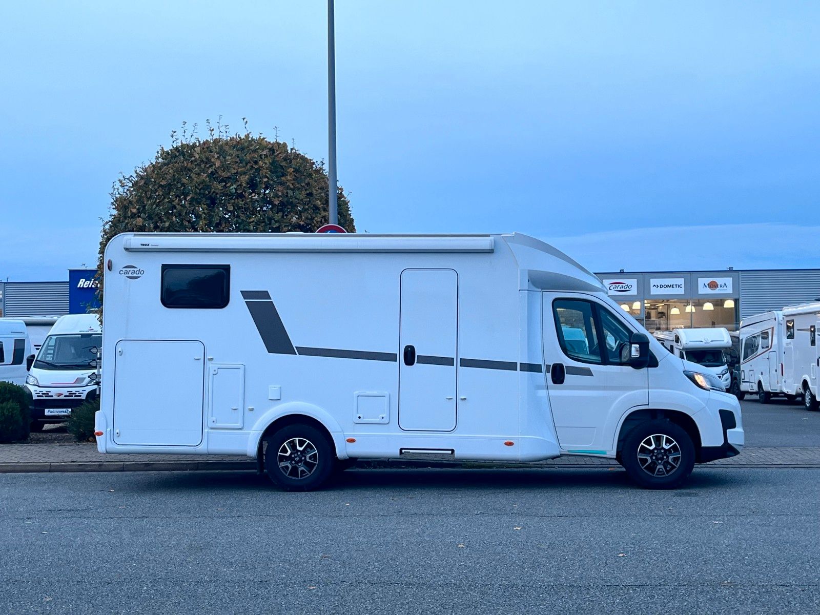 Fahrzeugabbildung Carado T-338 S HERBST-DEALS -SIE SPAREN 17.165 € !-