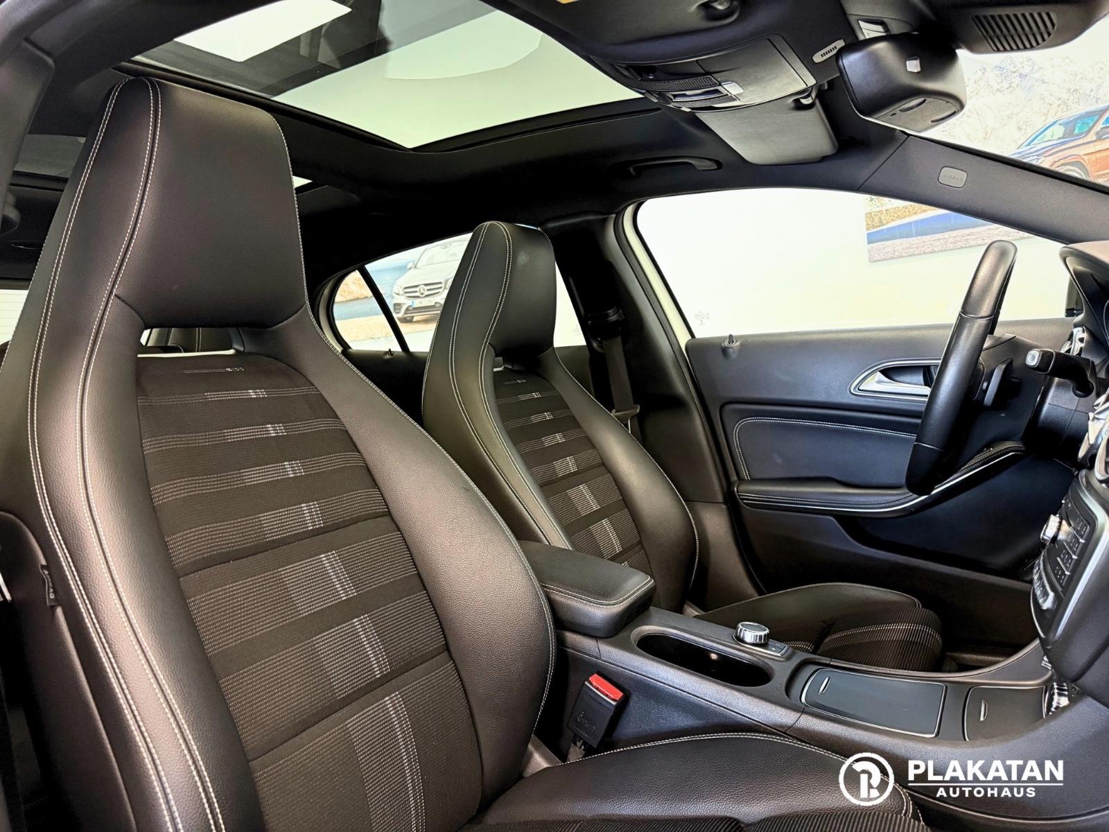 Mercedes-Benz GLA 200 AMG Night Packet Panorama Memory