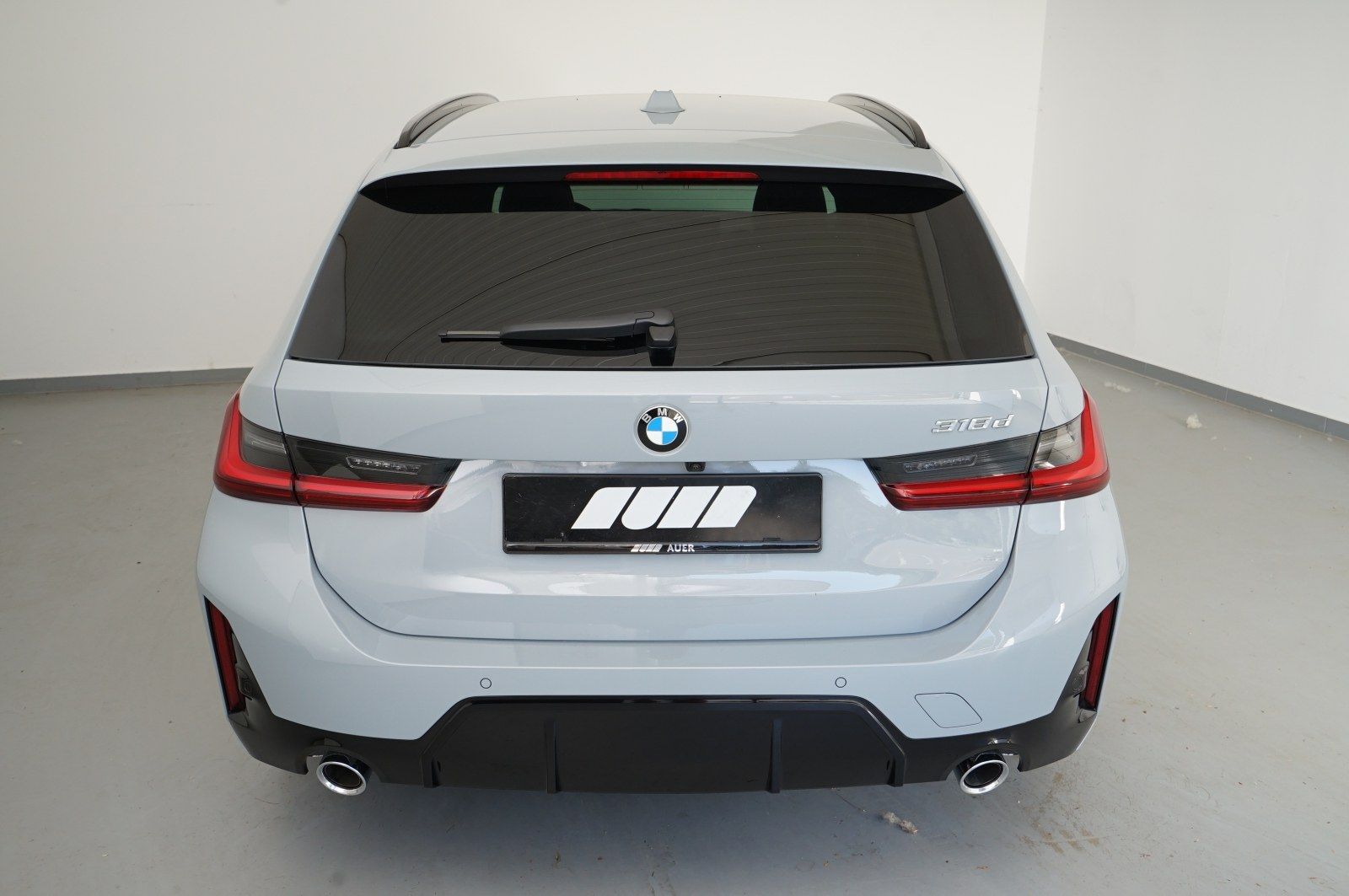 BMW 318d Touring (M-Sport Navi LED AHK Leder Shz) foto 5