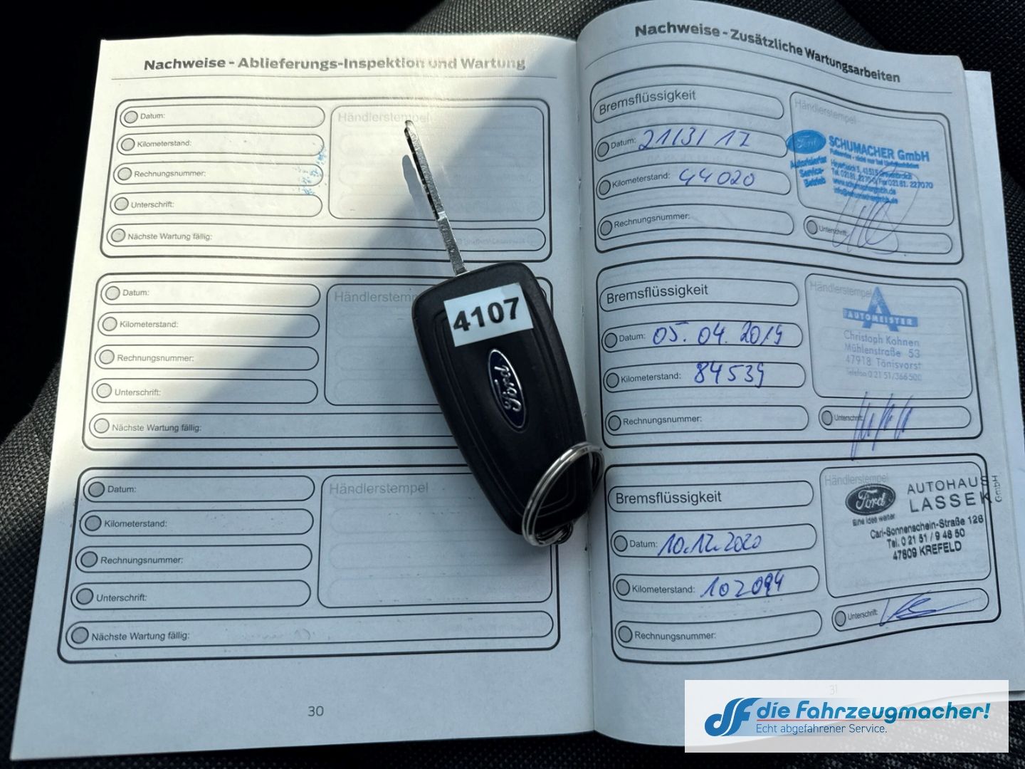 Fahrzeugabbildung Ford Transit Custom Kombi 300 L1 2.2 TDCi *4107