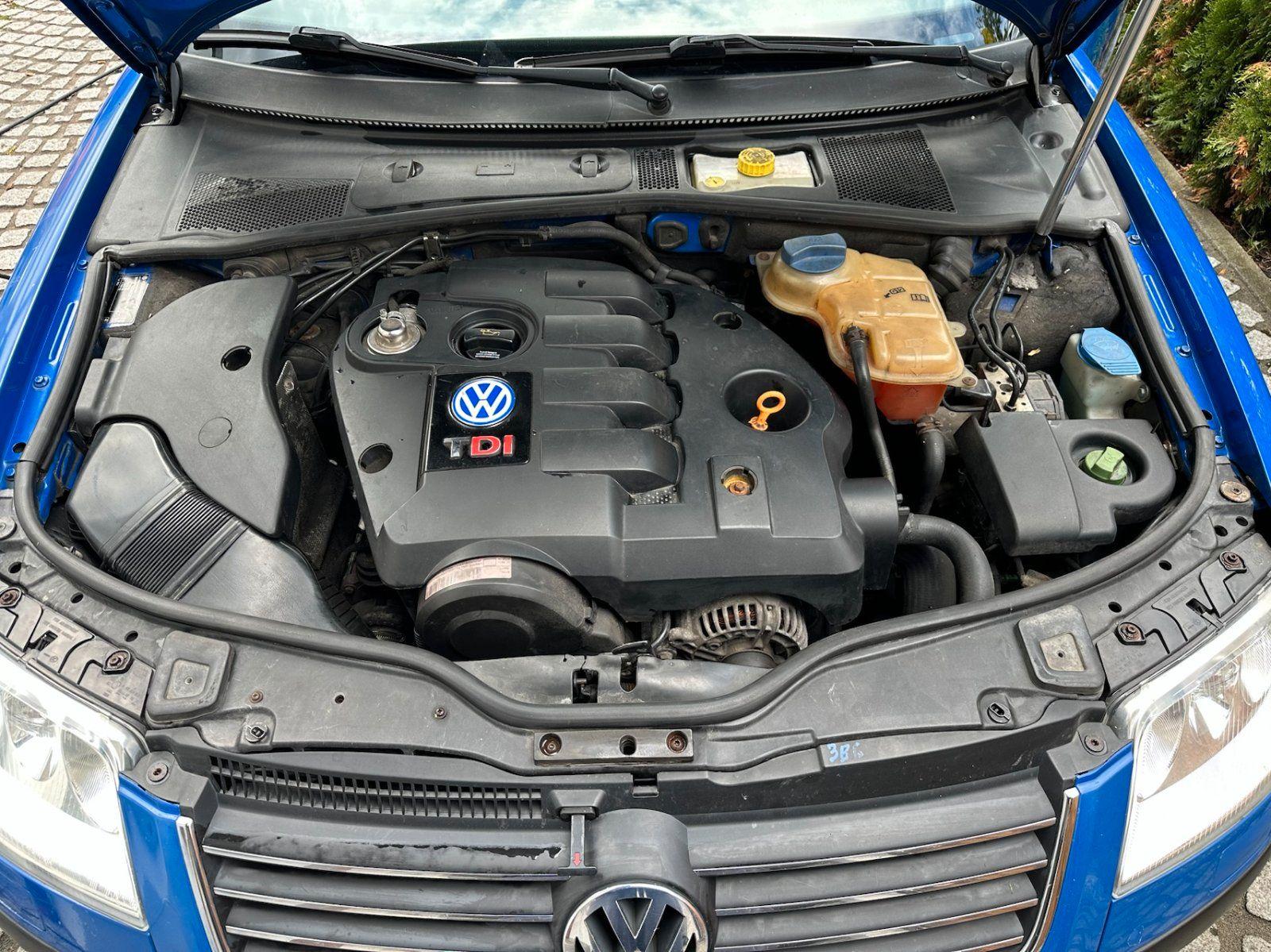 Volkswagen Passat 2004 — photo 15