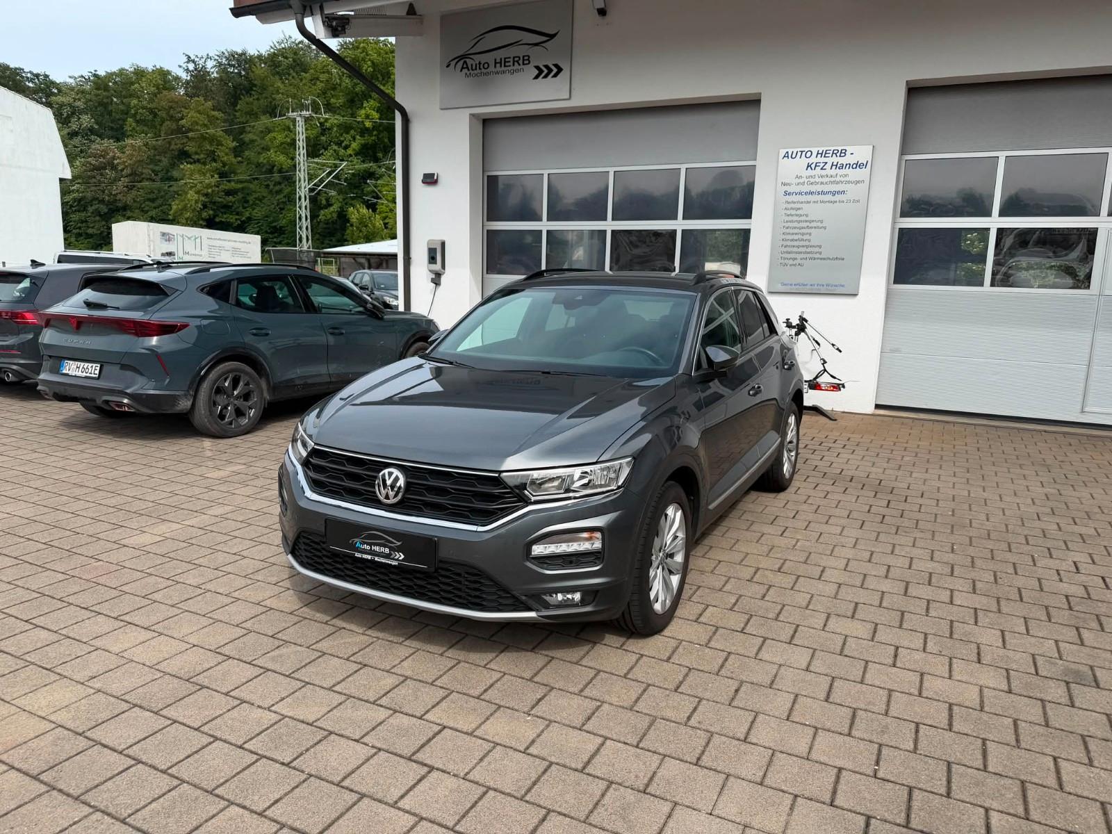 Volkswagen T-Roc Sport 4Motion 2,0 TSI DSG+AHK+ACC+Navi