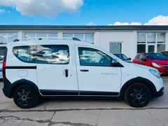 DACIA Dokker Stepway*AHK*LPG*SCHECKHEFT*Navi*Kamera
