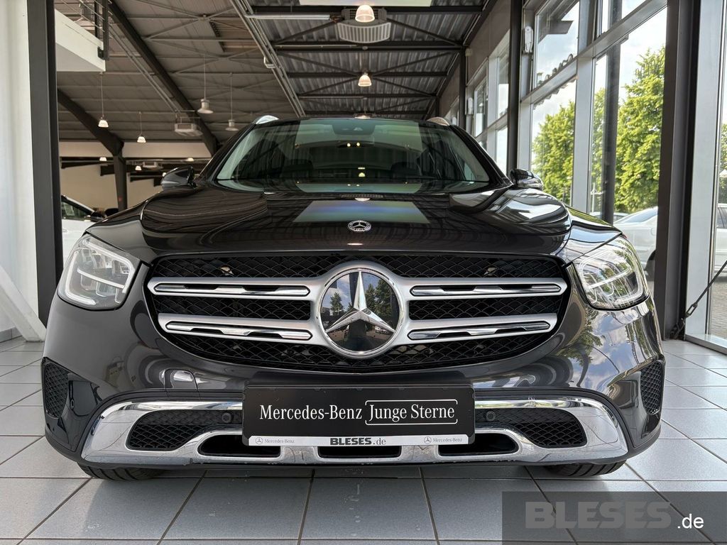 MERCEDES-BENZ GLC 220 – Bild 2