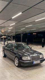 Mercedes-Benz Mercedes E Klasse W124 300ce - Mercedes-Benz 300: W124 300e